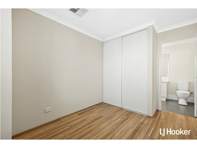 11 Mears Way, Hilbert WA 6112