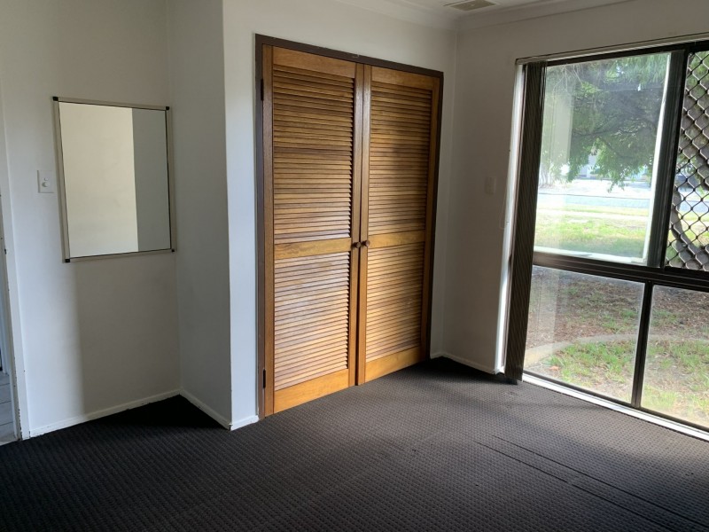 21 Orberry Place, Thornlie WA 6108