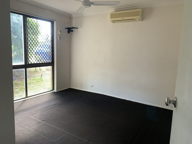 21 Orberry Place, Thornlie WA 6108