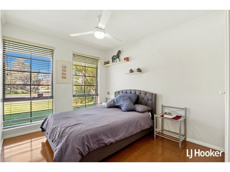 9 The Bridgeway, Canning Vale WA 6155