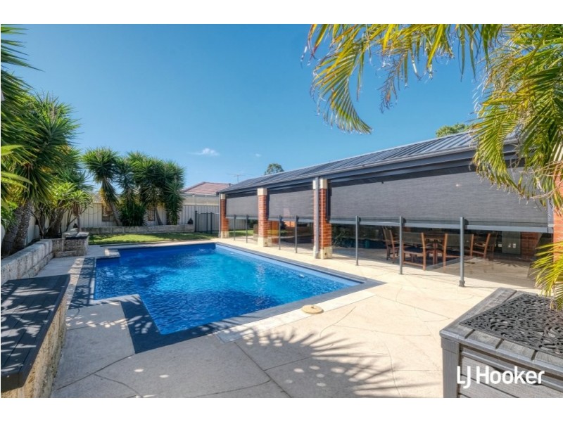 9 The Bridgeway, Canning Vale WA 6155