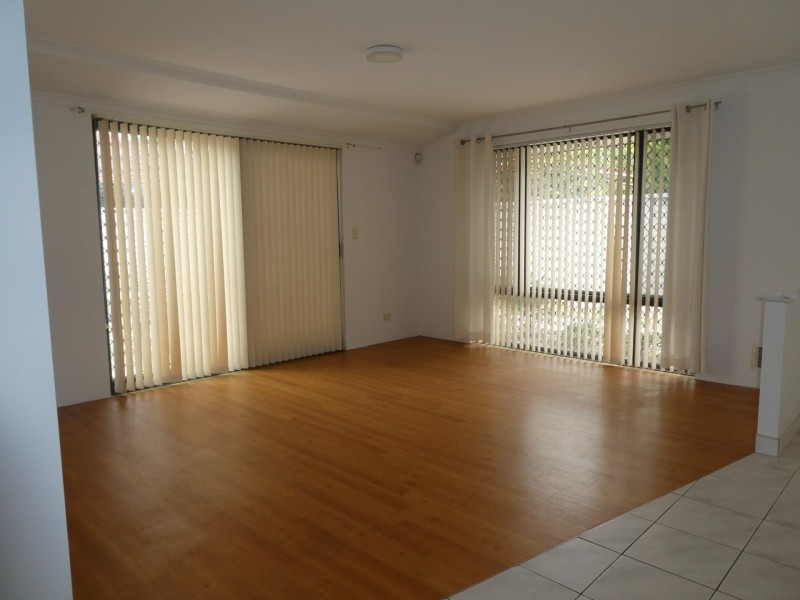 5 Osten Drive, Langford WA 6147