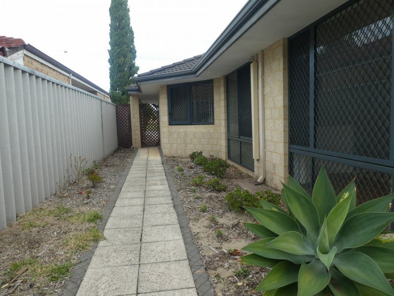 5 Osten Drive, Langford WA 6147