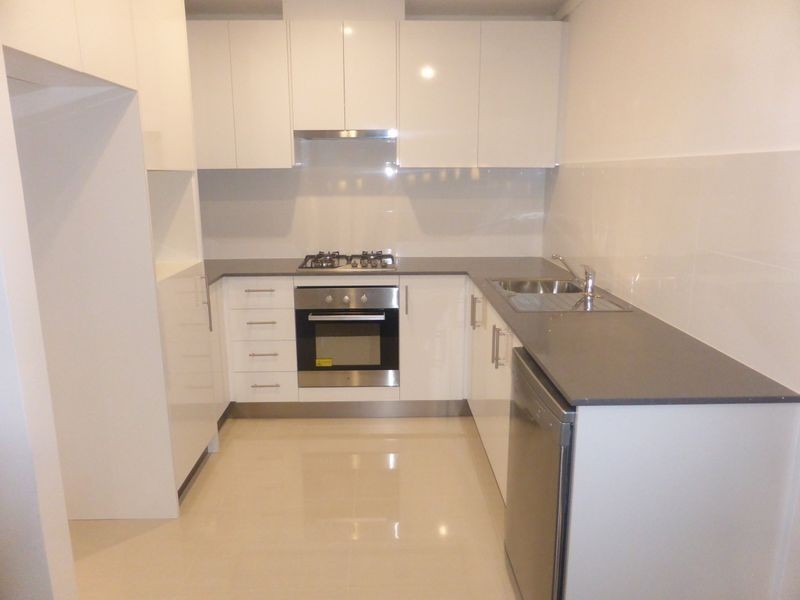 32 Lakey Street, Southern River WA 6110