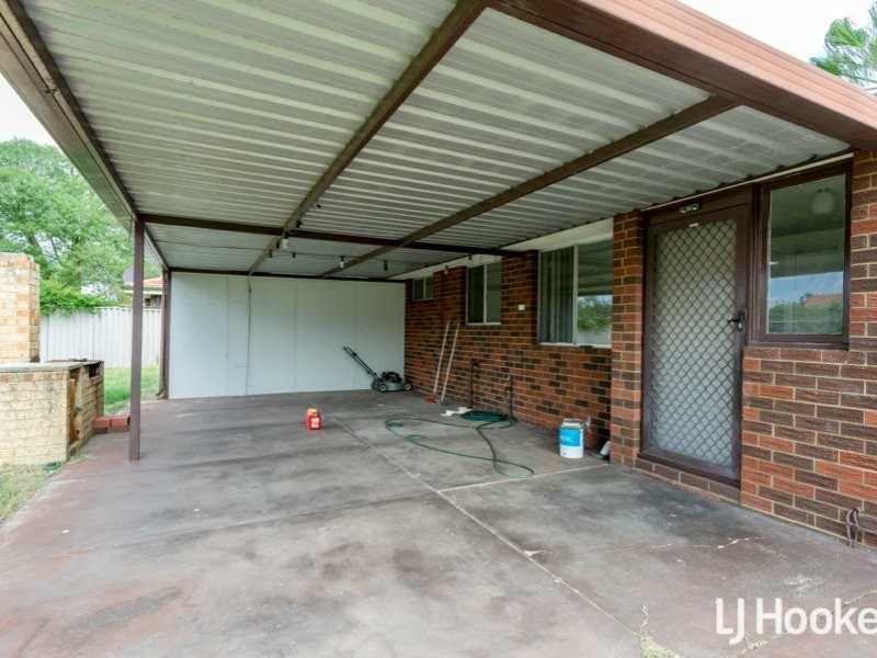 54 Shillington Way, Thornlie WA 6108