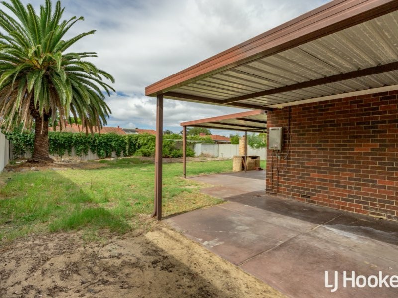 54 Shillington Way, Thornlie WA 6108