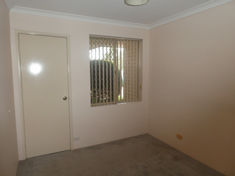 1/146 Corfield Street, Gosnells WA 6110
