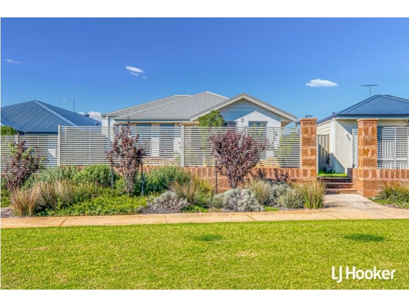 3 Oriel Lane, Piara Waters WA 6112