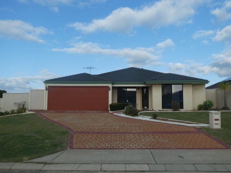 15 Parkfield Blvd, Bertram WA 6167