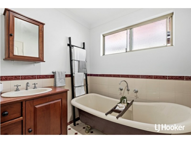 9B Shaw Place, Innaloo WA 6018