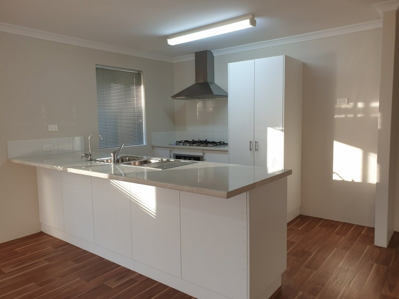 27 Bluebird Street, Wellard WA 6170