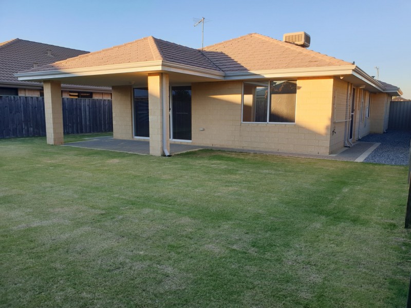 27 Bluebird Street, Wellard WA 6170