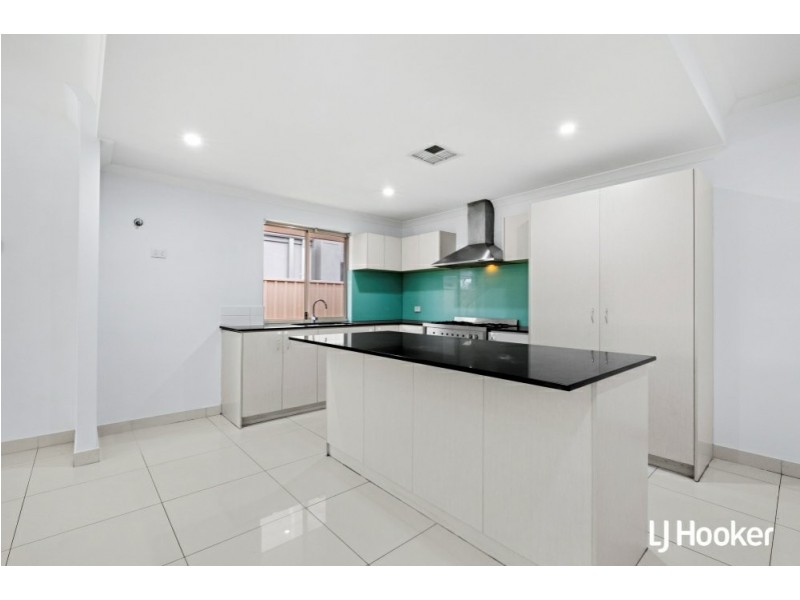 37 Laggan Road, Canning Vale WA 6155