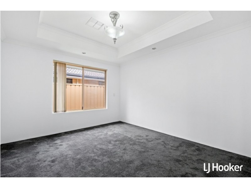 37 Laggan Road, Canning Vale WA 6155