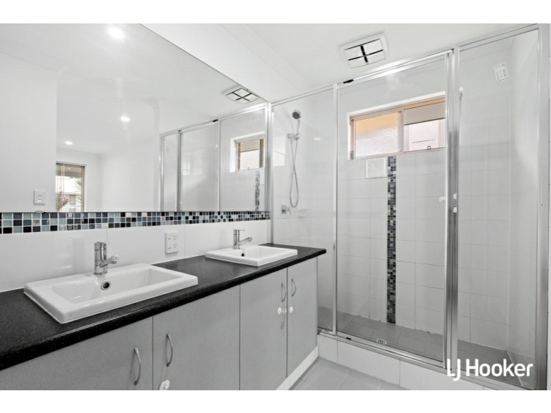 37 Laggan Road, Canning Vale WA 6155