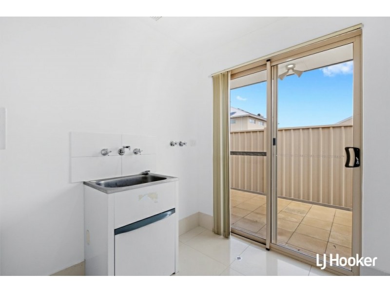 37 Laggan Road, Canning Vale WA 6155