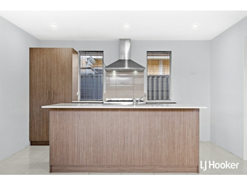 33 Vermont Grove, Wellard WA 6170