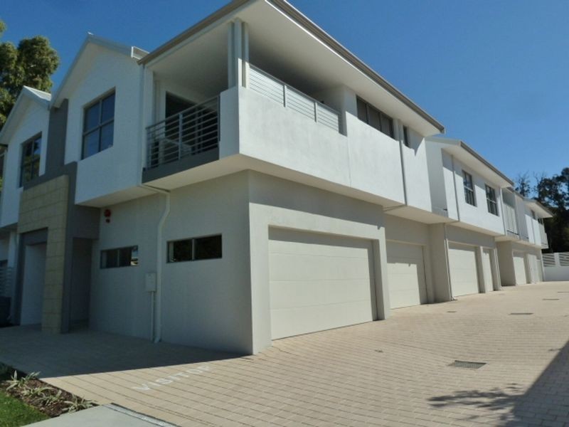 9/15 Debenham Street, Thornlie WA 6108