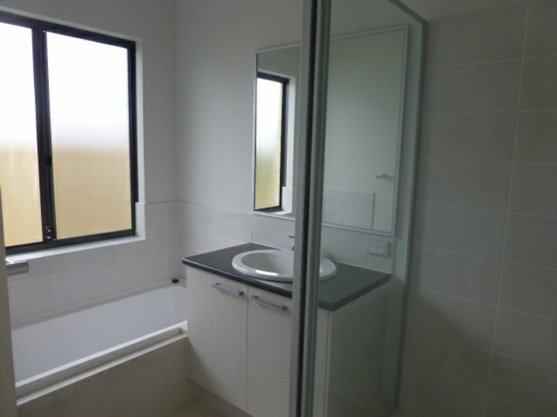 27C Clancy Way, Thornlie WA 6108