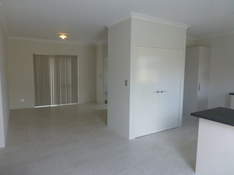 27C Clancy Way, Thornlie WA 6108