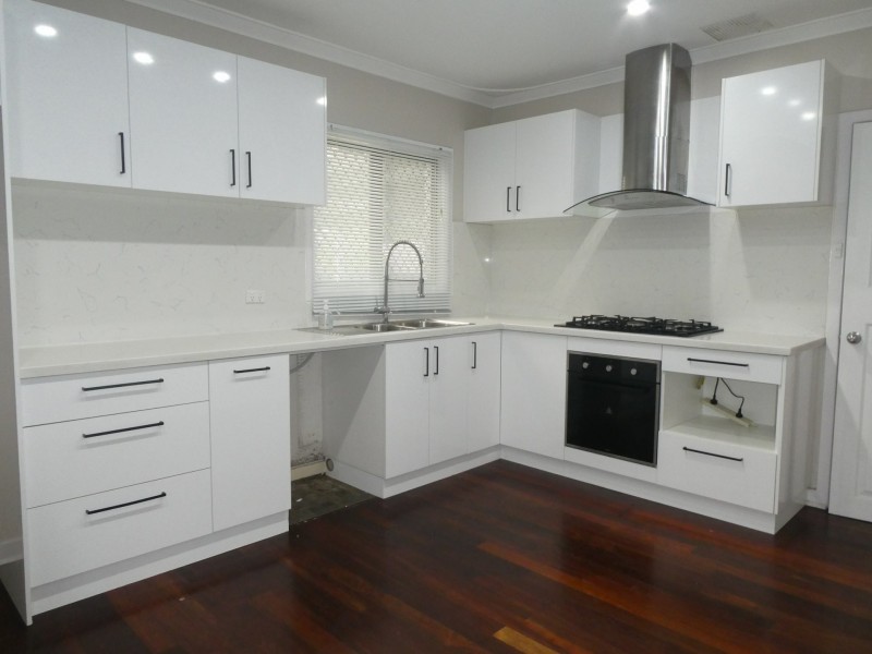 51 Spring Road, Thornlie WA 6108