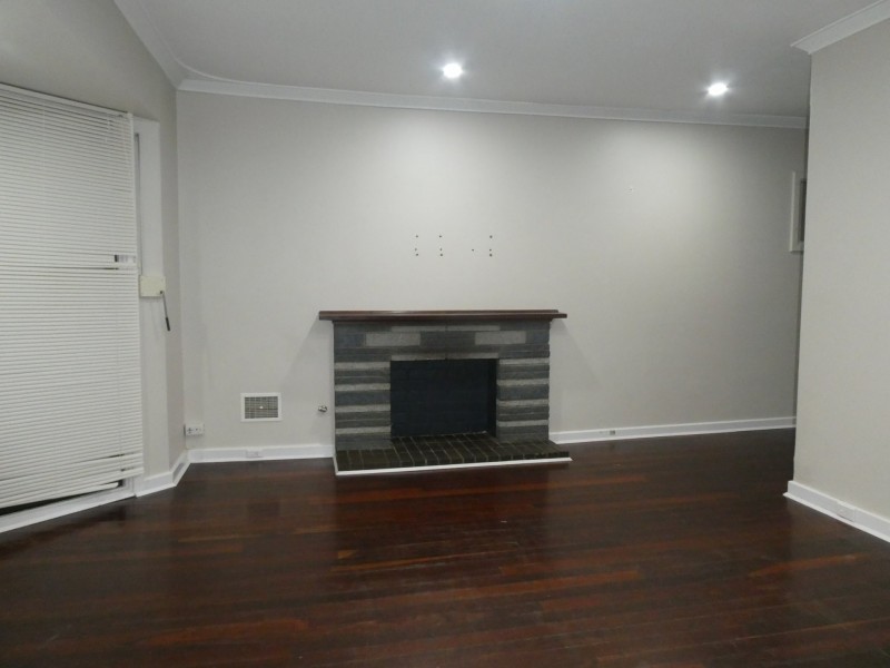 51 Spring Road, Thornlie WA 6108