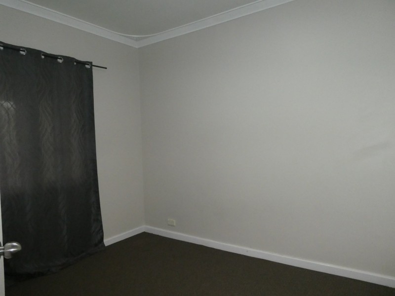 51 Spring Road, Thornlie WA 6108