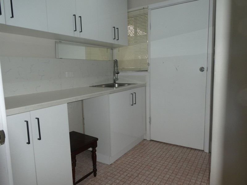 51 Spring Road, Thornlie WA 6108