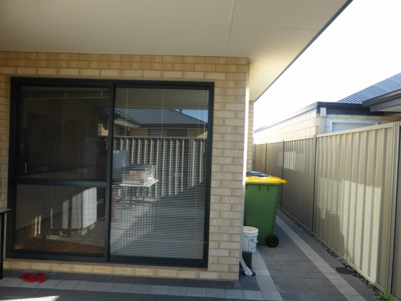 37 Magdalen Loop, Piara Waters WA 6112