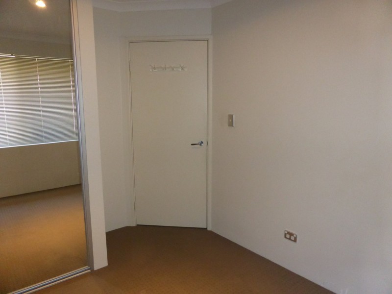 37 Magdalen Loop, Piara Waters WA 6112