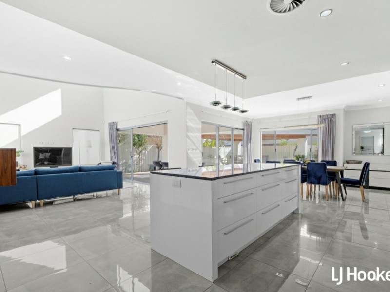 50 Cassino Drive, Stirling WA 6021