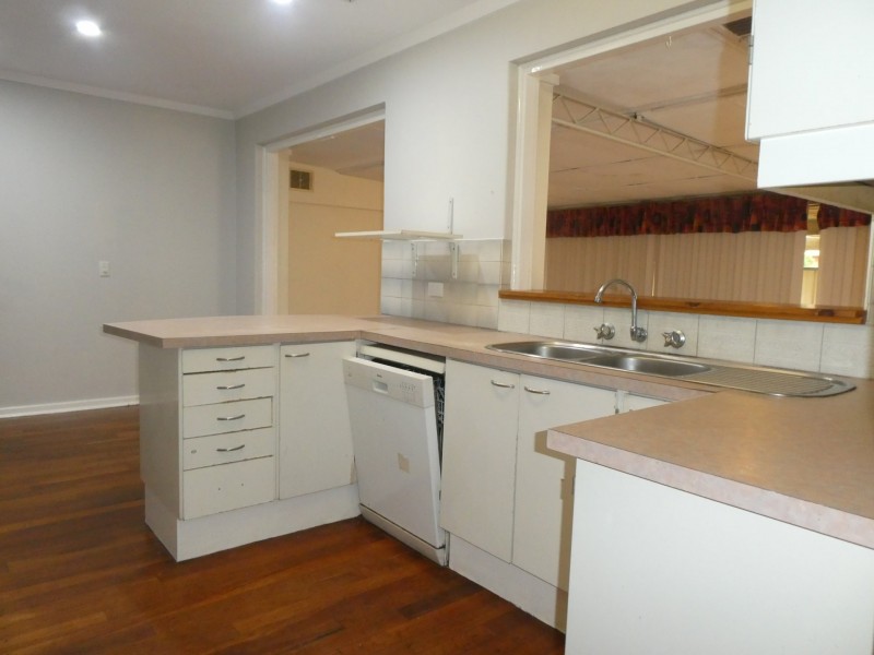 29 Leach Avenue, Riverton WA 6148