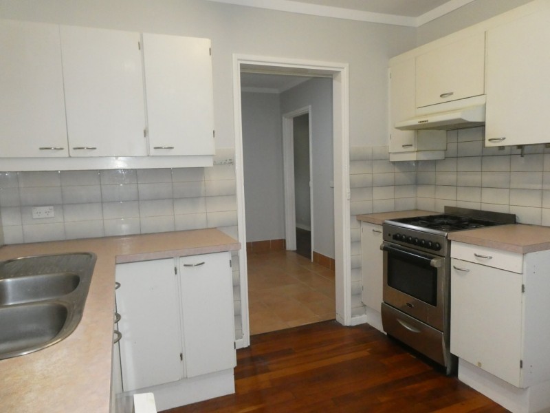 29 Leach Avenue, Riverton WA 6148