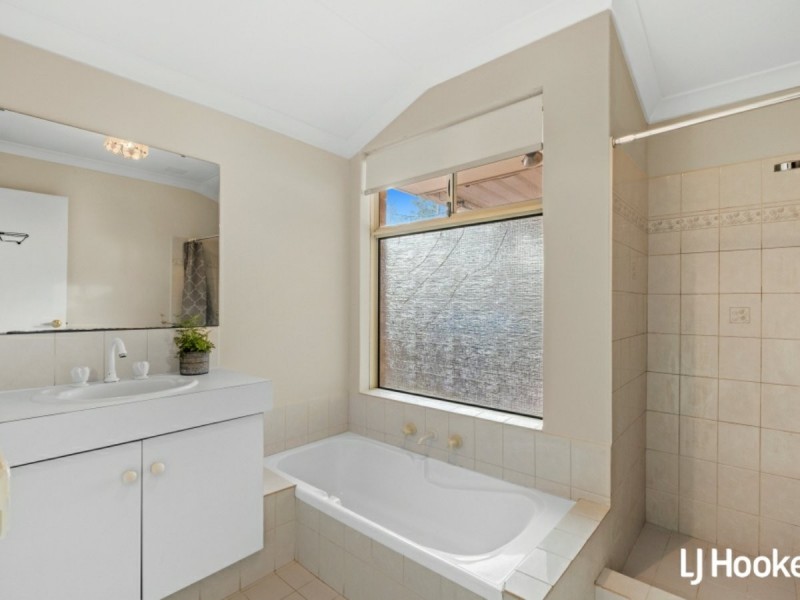 102 Lydon Boulevard, Atwell WA 6164