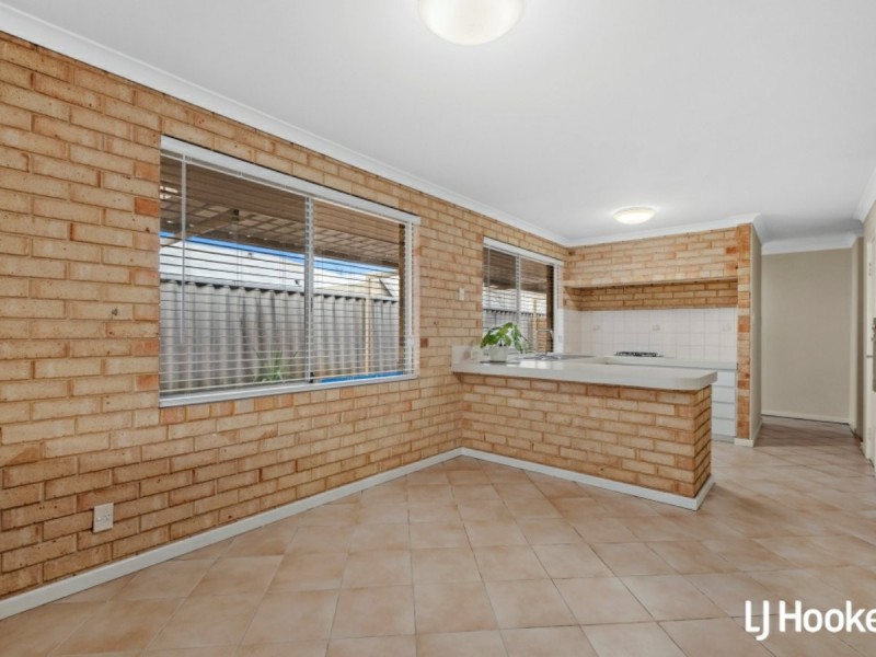 102 Lydon Boulevard, Atwell WA 6164