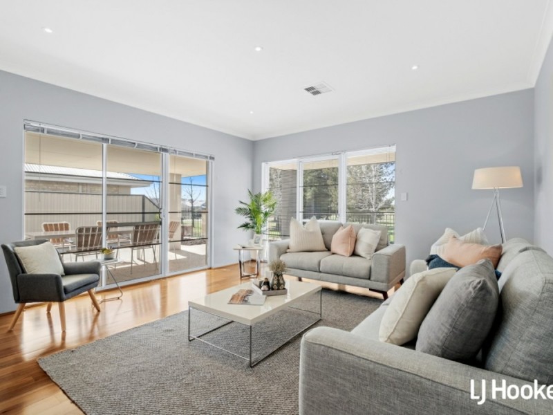 7 Mugo Lane, Aubin Grove WA 6164