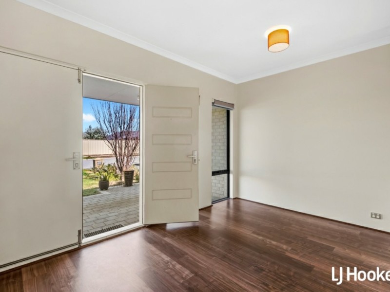 38 Jacksonia Promenade, Success WA 6164