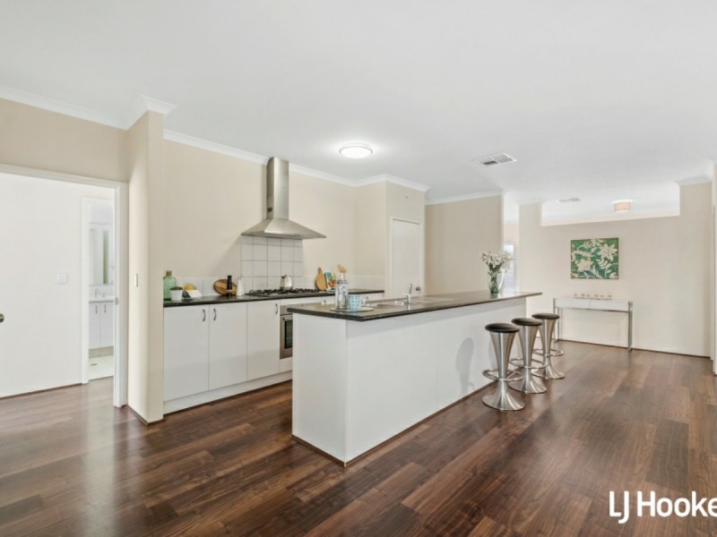 38 Jacksonia Promenade, Success WA 6164