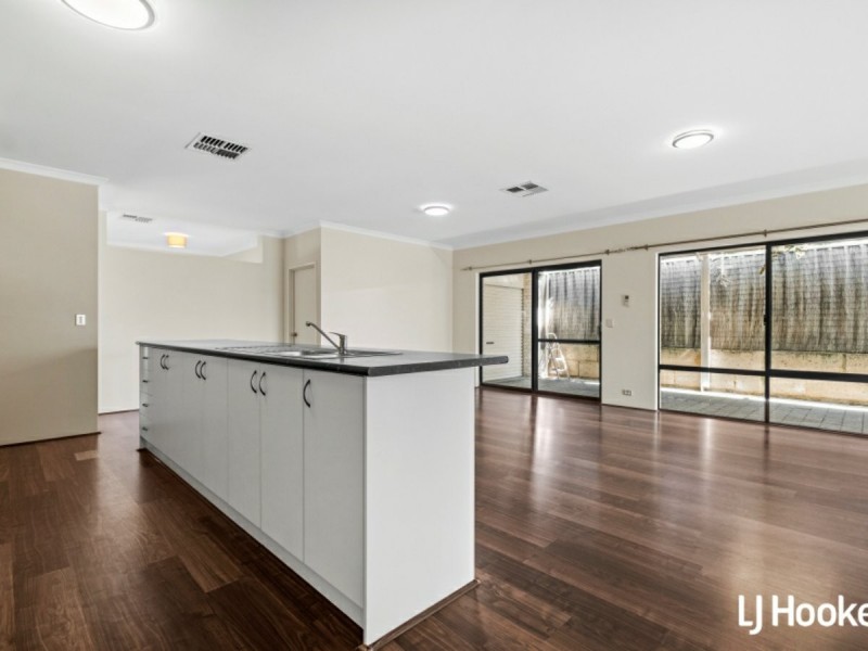 38 Jacksonia Promenade, Success WA 6164