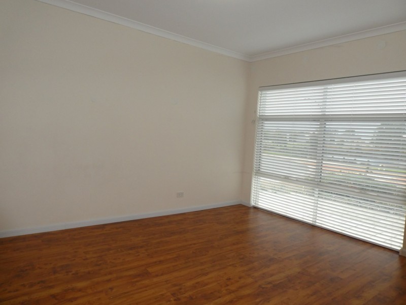 1 Claridge Circle, Thornlie WA 6108