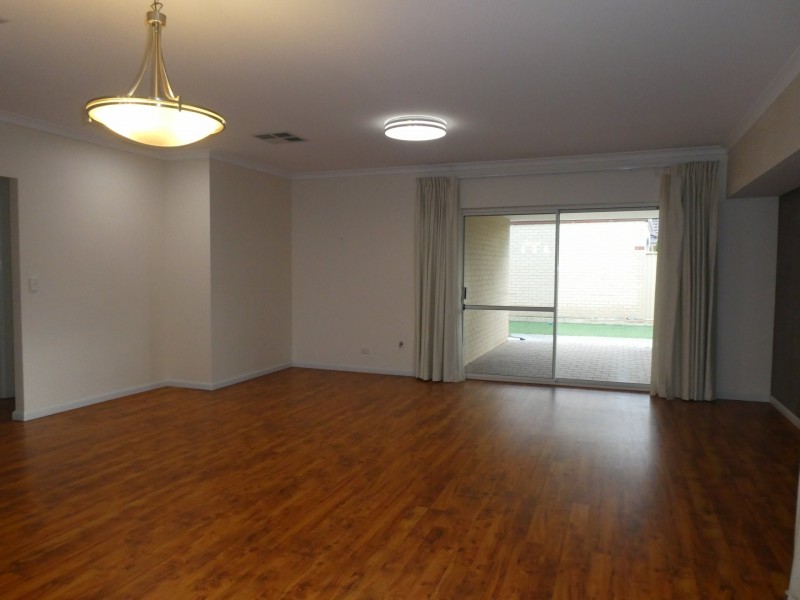 1 Claridge Circle, Thornlie WA 6108