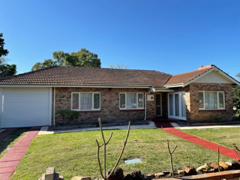 1 Clancy Way, Thornlie WA 6108