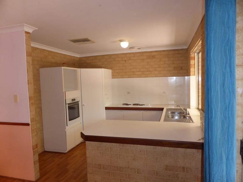 18 Bronzewing Street, Huntingdale WA 6110