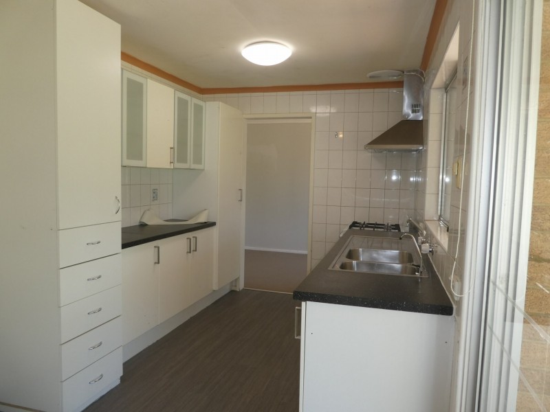 7 Baryna Street, Armadale WA 6112