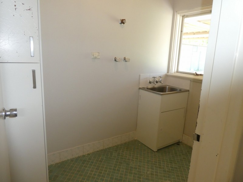 7 Baryna Street, Armadale WA 6112