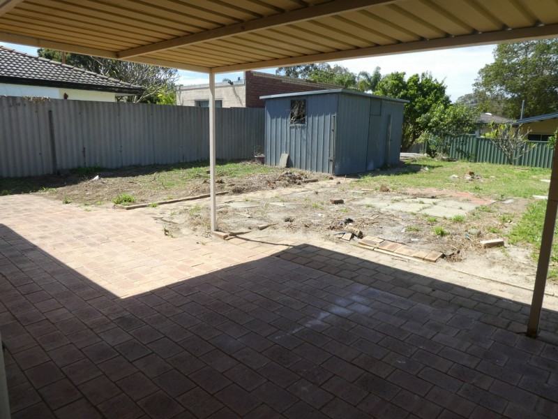 7 Baryna Street, Armadale WA 6112