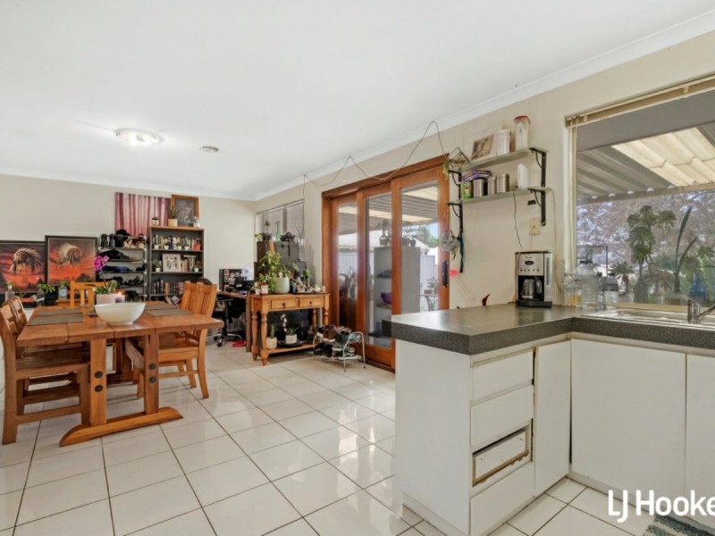 28 Treetop Circle, Canning Vale WA 6155