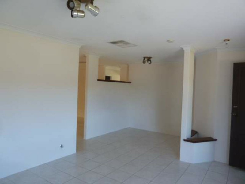 57 San Jacinta Road, Seville Grove WA 6112