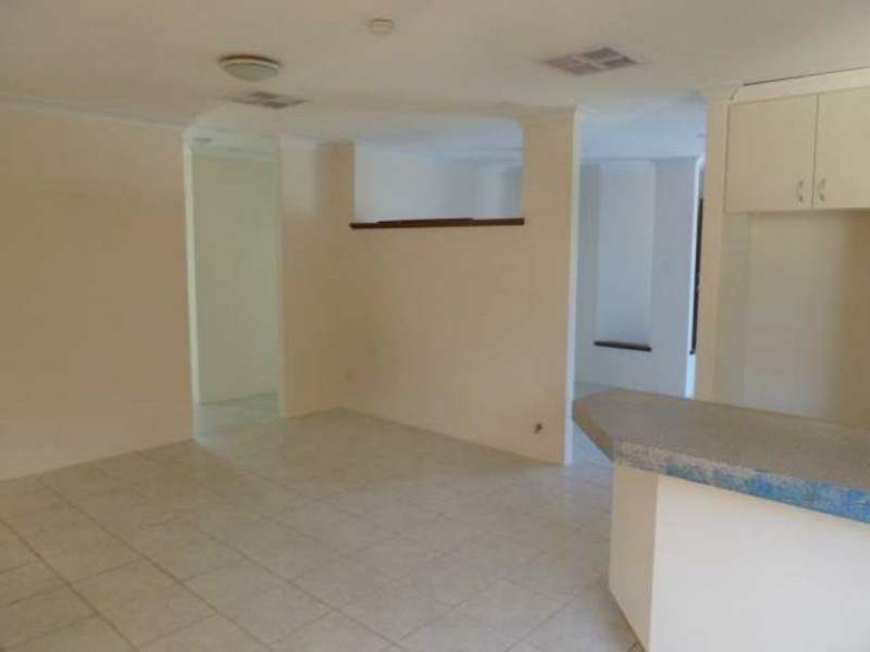 57 San Jacinta Road, Seville Grove WA 6112