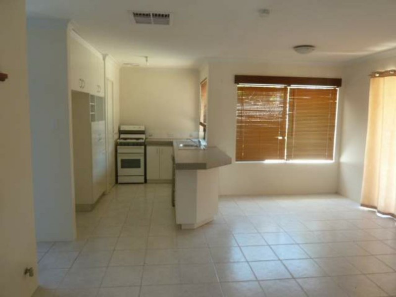 57 San Jacinta Road, Seville Grove WA 6112